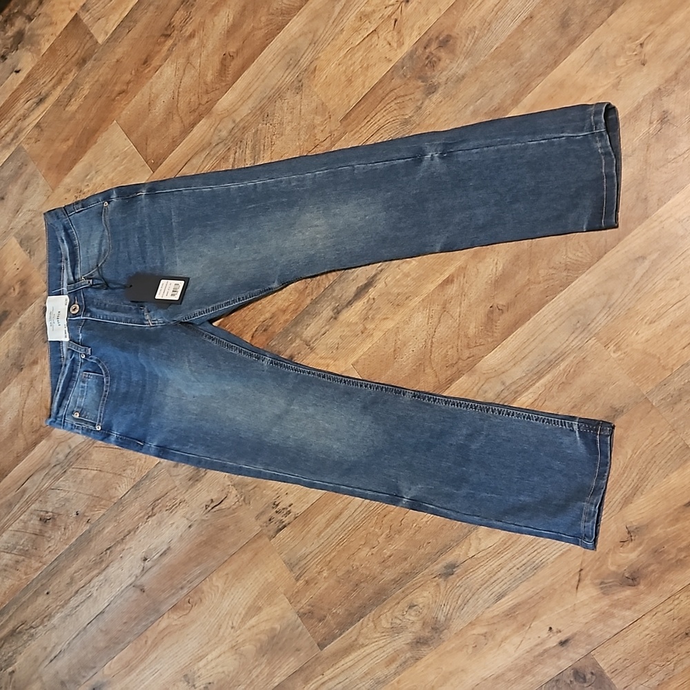 👖SIX LINCOLN SKINNY FIT STRAIGHT LEG JEANS 👖